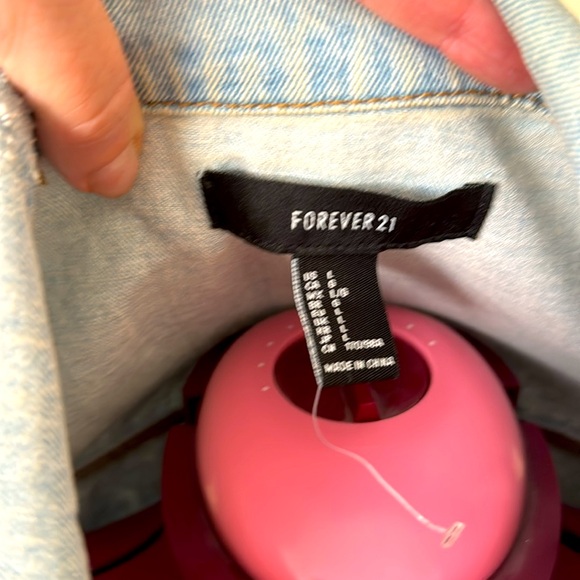 Denim jacket decorated with pearls. Size L women. - Picture 8 of 8